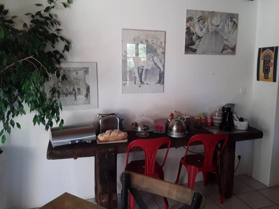 La Suite De Garlone Aujargues Exteriér fotografie